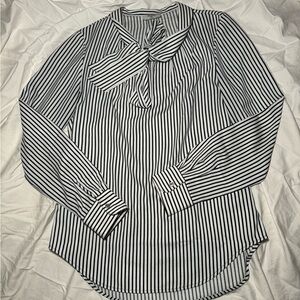 Business casual blouse